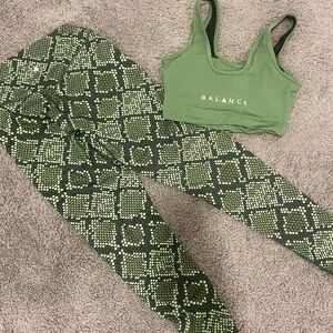 Balance Green Activewear Set